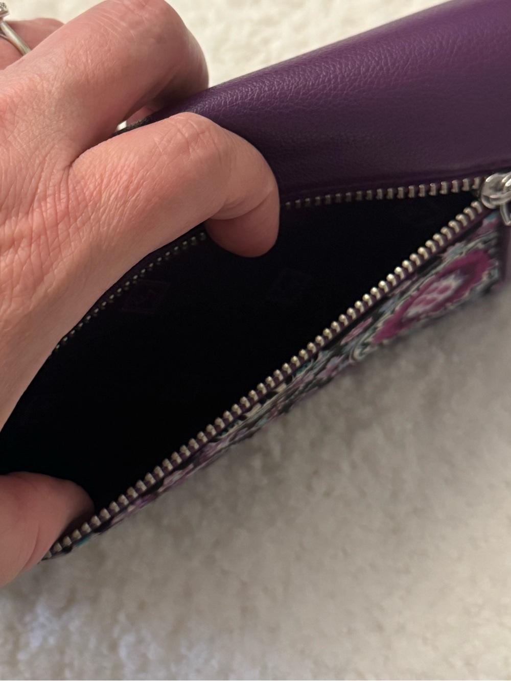 Vera Bradley RFID Audrey Wallet Dream Tapestry Purple Slim Clutch - Picture 5 of 6